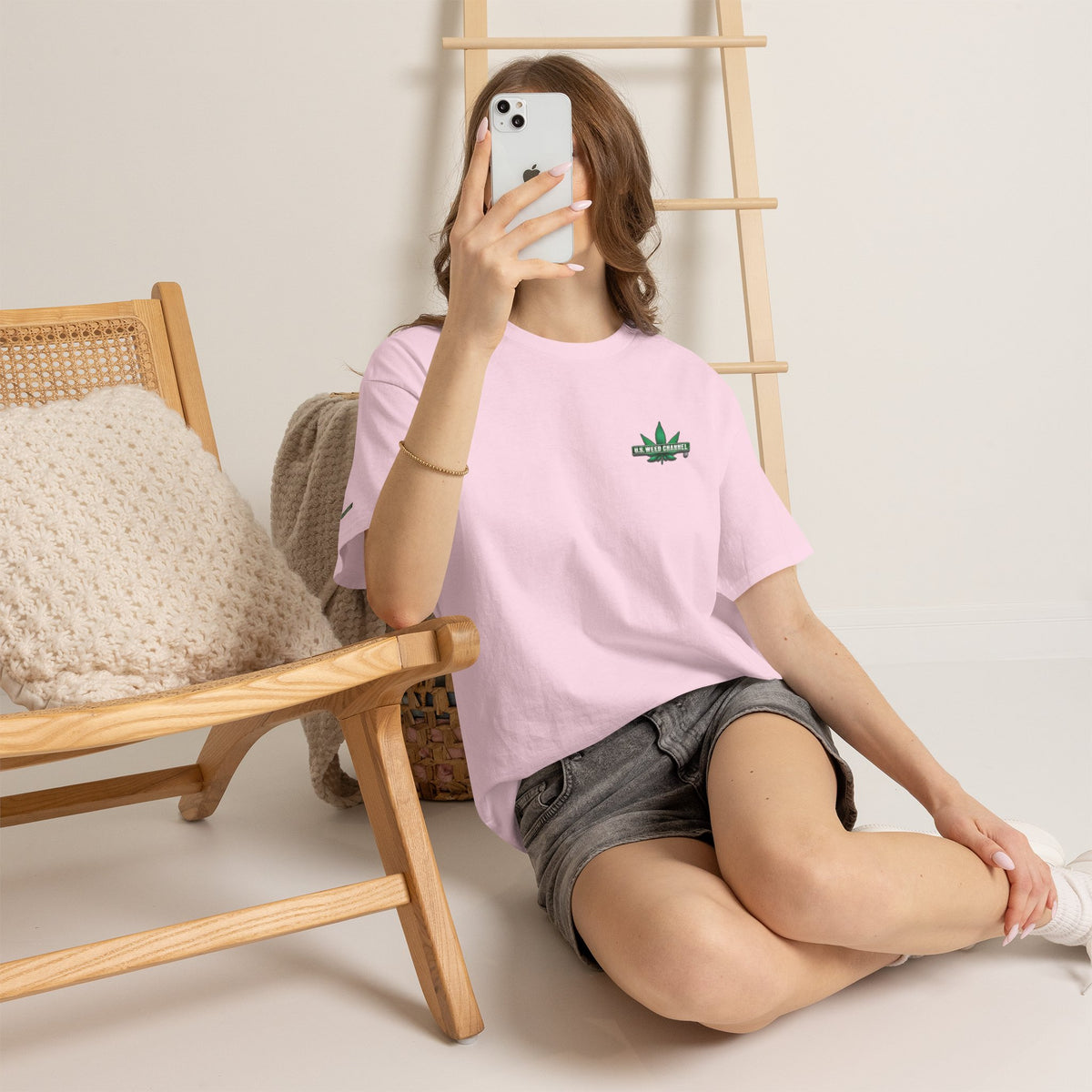 U.S. WEED CHANNEL 'Basics' T-Shirt – USWC Logo Tee