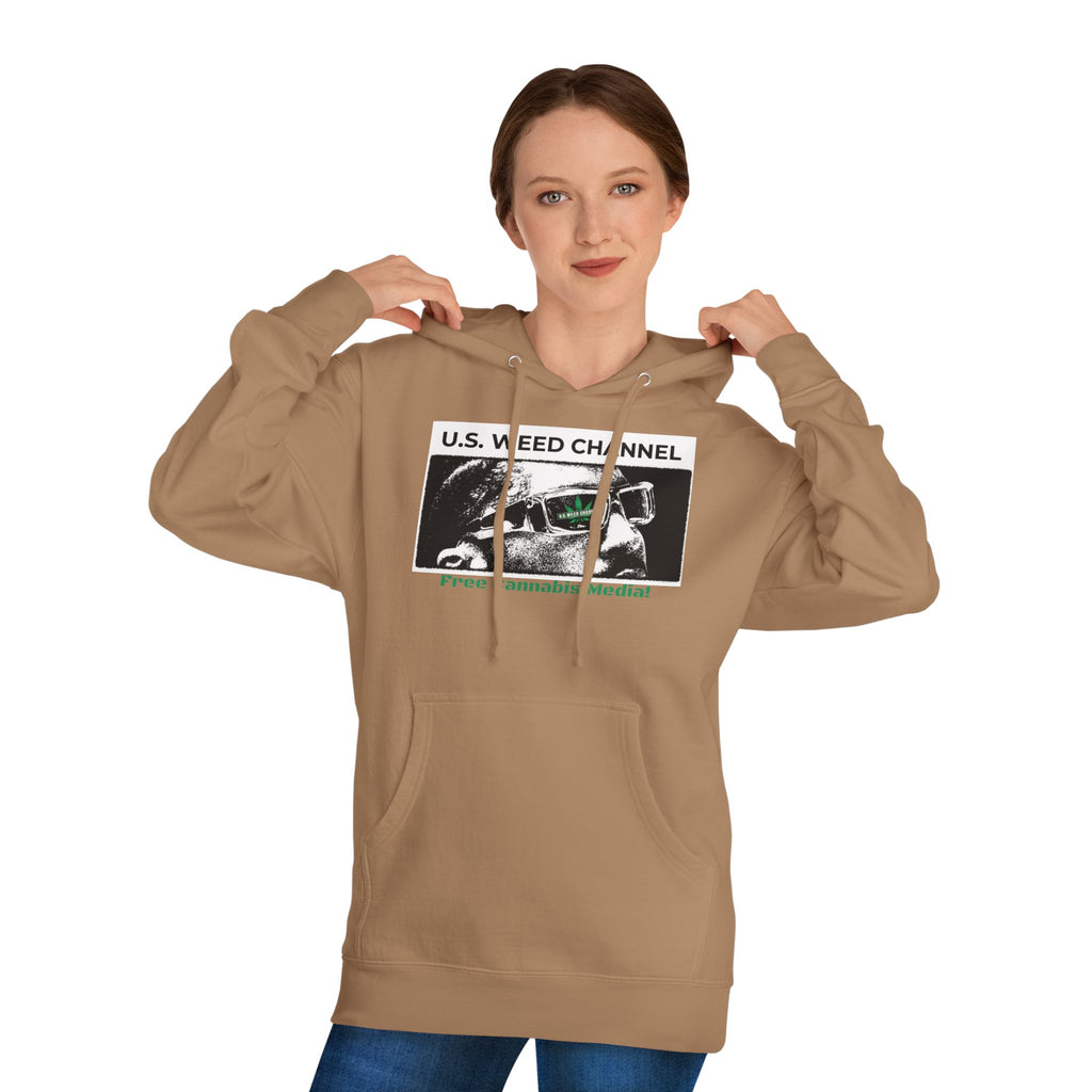 FREE CANNABIS MEDIA Chic Graphic 'Statement' Hoodie - U.S. WEED CHANNEL Cannabis Freedom-Fighter