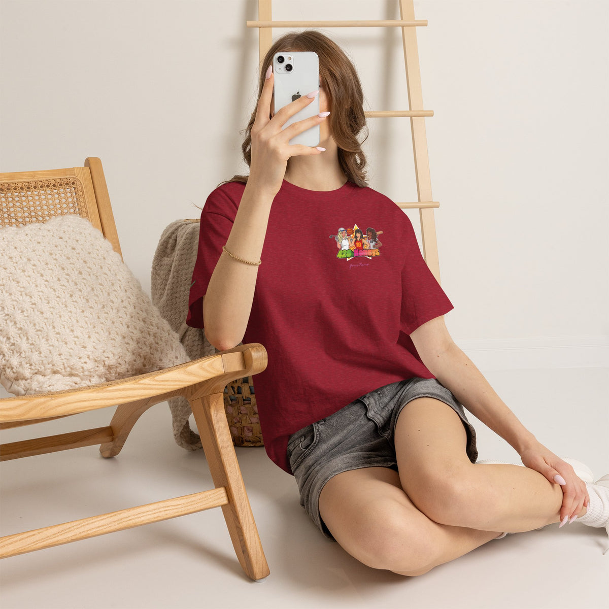 420 Honeys 'Basics' T-Shirt – USWC Logo Tee