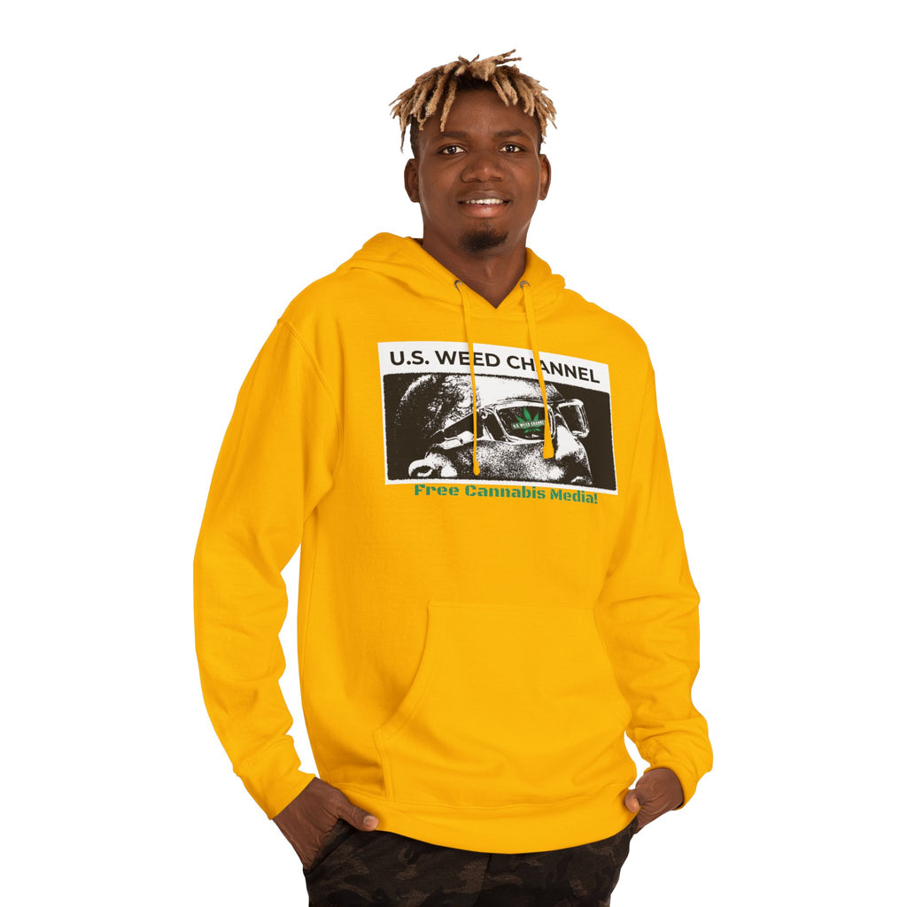 FREE CANNABIS MEDIA Chic Graphic 'Statement' Hoodie - U.S. WEED CHANNEL Cannabis Freedom-Fighter